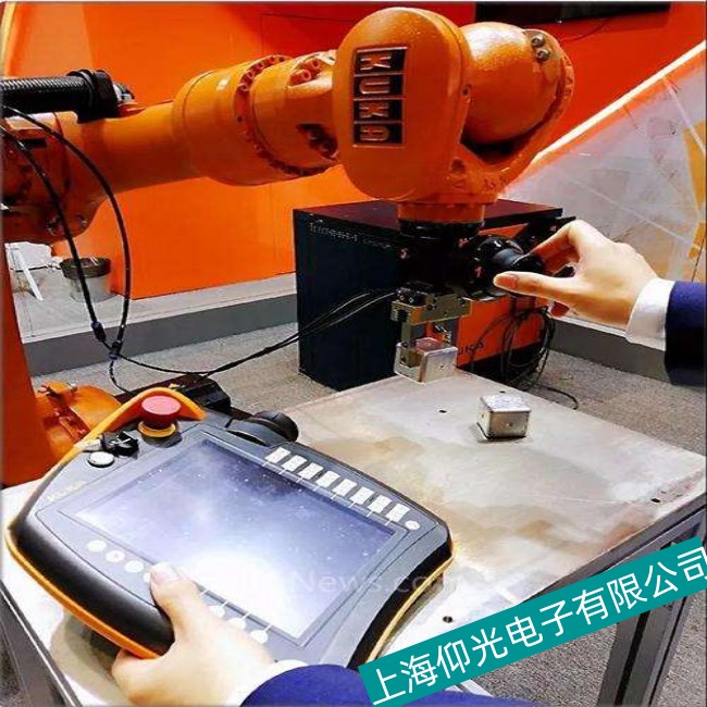 KUKA쿨C˙Cе\ӲʵĹŲ鼰S